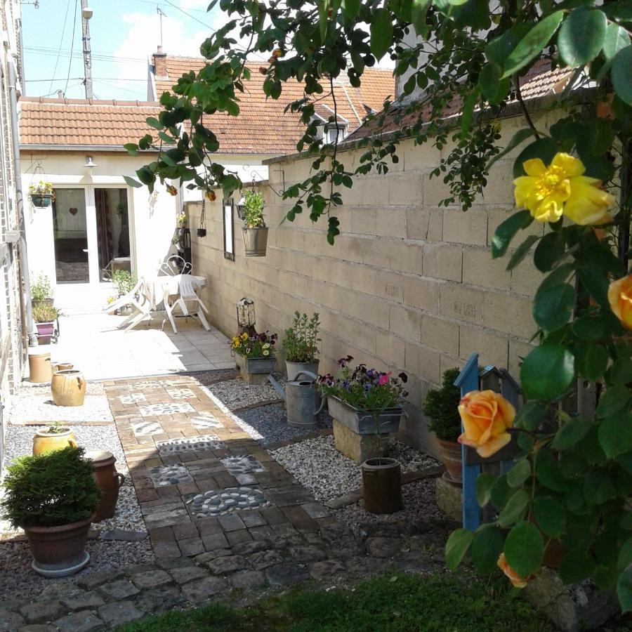 Le Coq En Pate Bed and Breakfast Romilly-sur-Seine Esterno foto